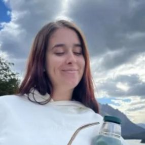 Agustina, Babysitter in Caseros