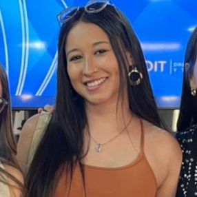 Agustina, Babysitter in Junín