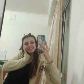 Bernie, Babysitter in Olavarría
