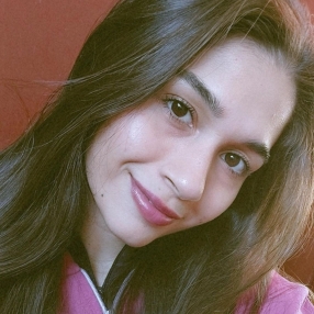 Abril, Babysitter in La union 