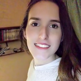 Lola, Niñera en Gonnet
