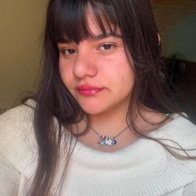 Milagros, Babysitter in Pablo Nogués