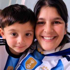 Ayelen, Niñera en Lanús Este