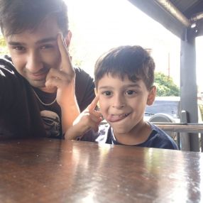 Franco, Familia en Valentín Alsina