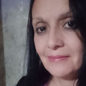 Romina, Babysitter in El Talar