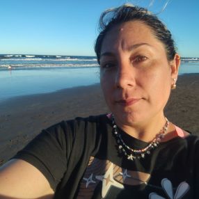 Lurdes, Niñera en Villa Centenario