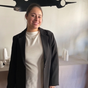 Renata, Niñera en Exaltación de la Cruz