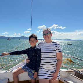 Grecia, Familia en Dorrego