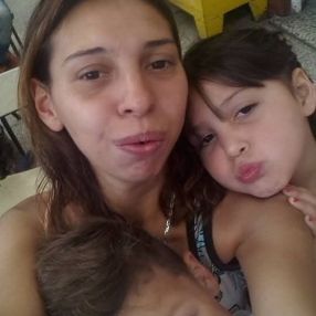 Paola, Niñera en San Martin
