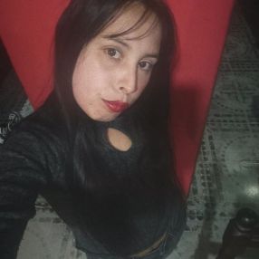 Ayelen, Niñera en Bernal Oeste