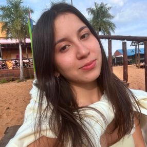 Celina, Babysitter in Barranqueras