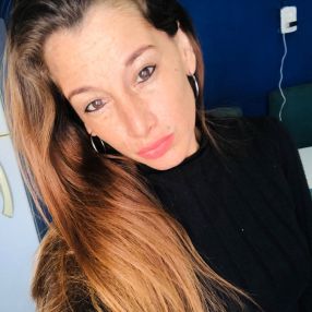 Brenda, Babysitter in Los Hornos