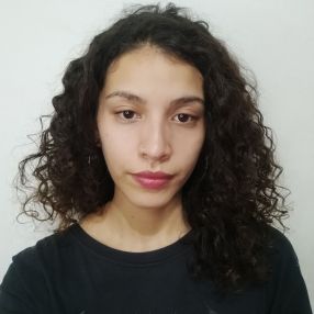 Valeria, Niñera en Adrogué