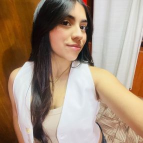 Sheila, Niñera en La Banda