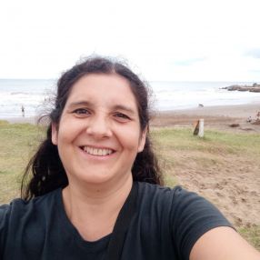 Karina, Niñera en El Libertador