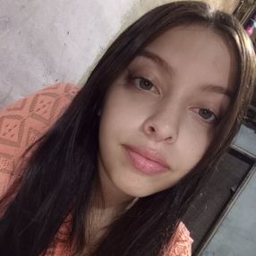 Daiana, Niñera en Plottier