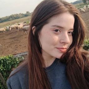Florencia Itati, Niñera en Santo Tome