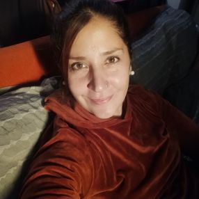 Gloria, Niñera en Guillermo Enrique Hudson
