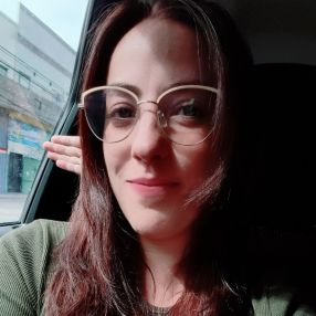 Milena jordana, Niñera en Presidente Derqui