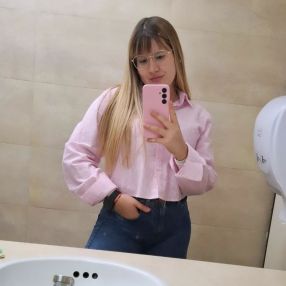 Camila, Babysitter in Muñiz