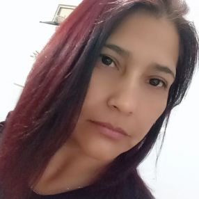 YANINA ELIZABETH, Niñera en Rosario