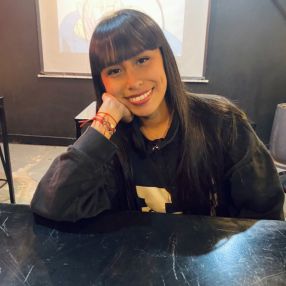Florencia, Babysitter in Ezpeleta