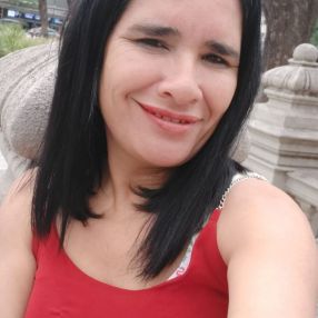 Liliana, Babysitter in trujui