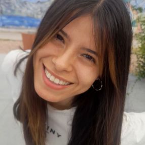 Leonela, Niñera en Sanchez de Loria