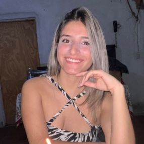 Yaneth, Niñera en Ostende