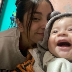 MACARENA, Familia en Departamento Godoy Cruz