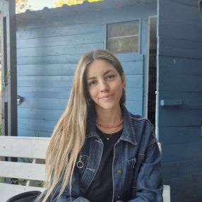 Mercedes, Babysitter in San Isidro