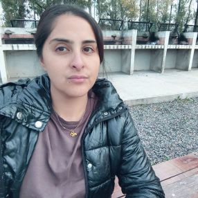 Norali, Babysitter in La Reja