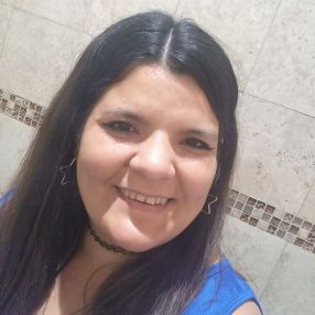 Noelia, Niñera en Platanos