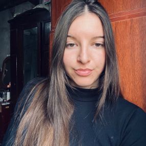 Brunella, Niñera en Nogoyá