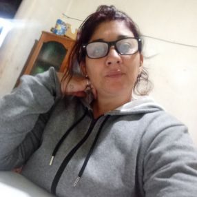 Lorena, Niñera en Bragado