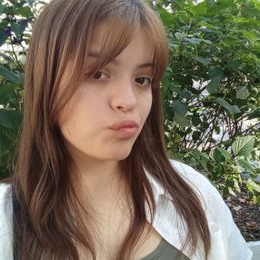 Yazmin, Babysitter in José Marmol