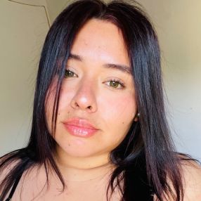 Camila Belén, Niñera en Tres de Febrero