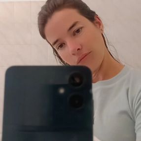 Leonela, Niñera en Concepción del Uruguay