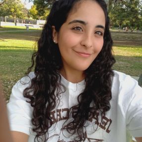 Bárbara Estefania, Niñera en Santiago del Estero