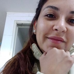 Belen, Niñera en Castelar