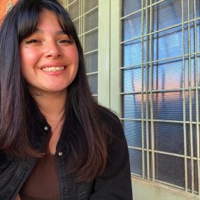 Belen, Babysitter in Sarandí