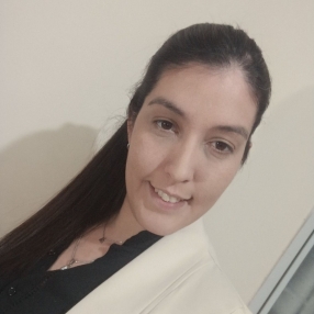 Antonella, Babysitter in Los Hornos