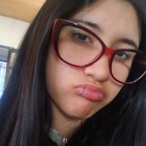 Morena, Babysitter in Piñeyro
