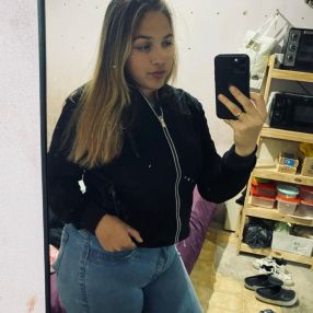 Iara, Niñera en Barrio Parque Las Acacias