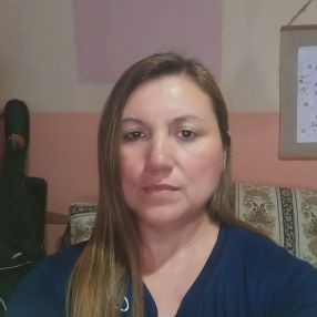 Analia, Niñera en Matheu