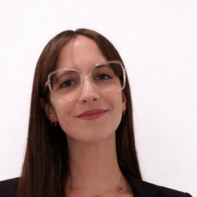 Daniela, Niñera en Guillermo Enrique Hudson