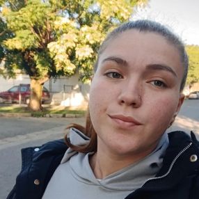 Brisa, Niñera en Escobar