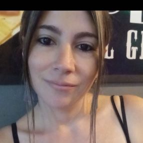 Florencia anahi, Niñera en Presidente Derqui