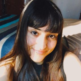 Carmin minna, Niñera en Coronel Brandsen