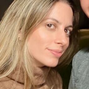 Albertina, Niñera en Lobos